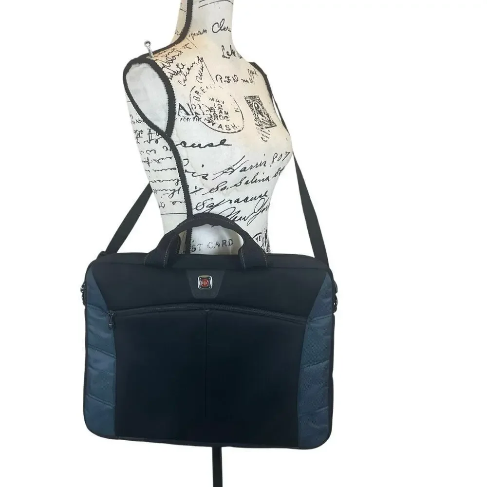 SWISSGEAR WENGER SHERPA LAPTOP‎ BAG 17’ PADDED ADJUSTABLE STRAP VERSATILE